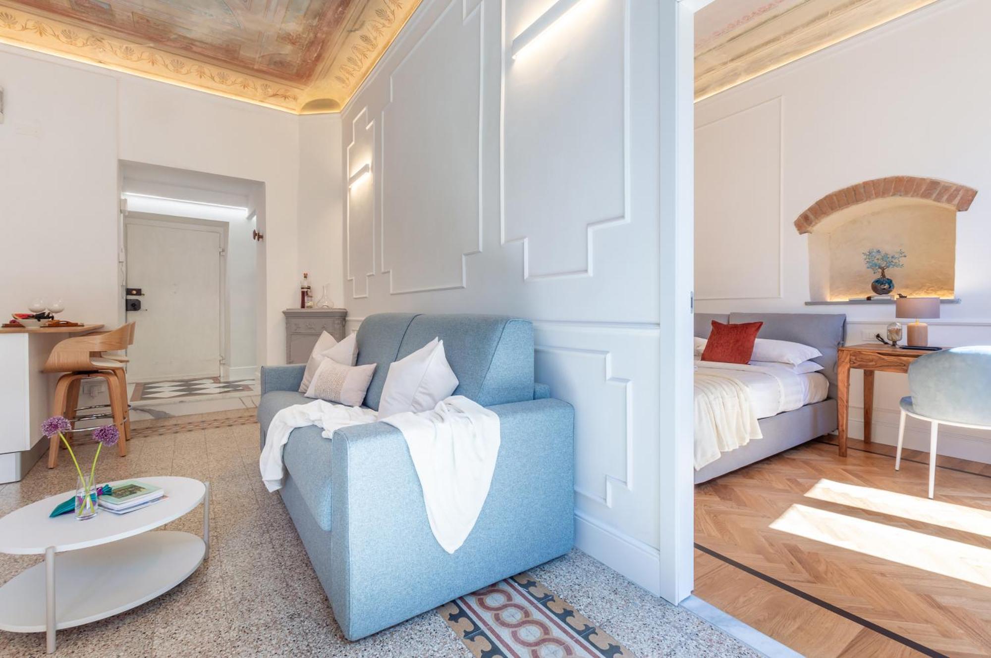 New - Pietrapiana Five Senses - Center * Florenz