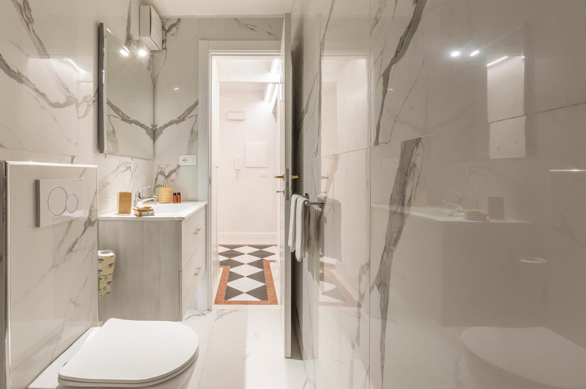 New - Pietrapiana Five Senses - Center Florenz